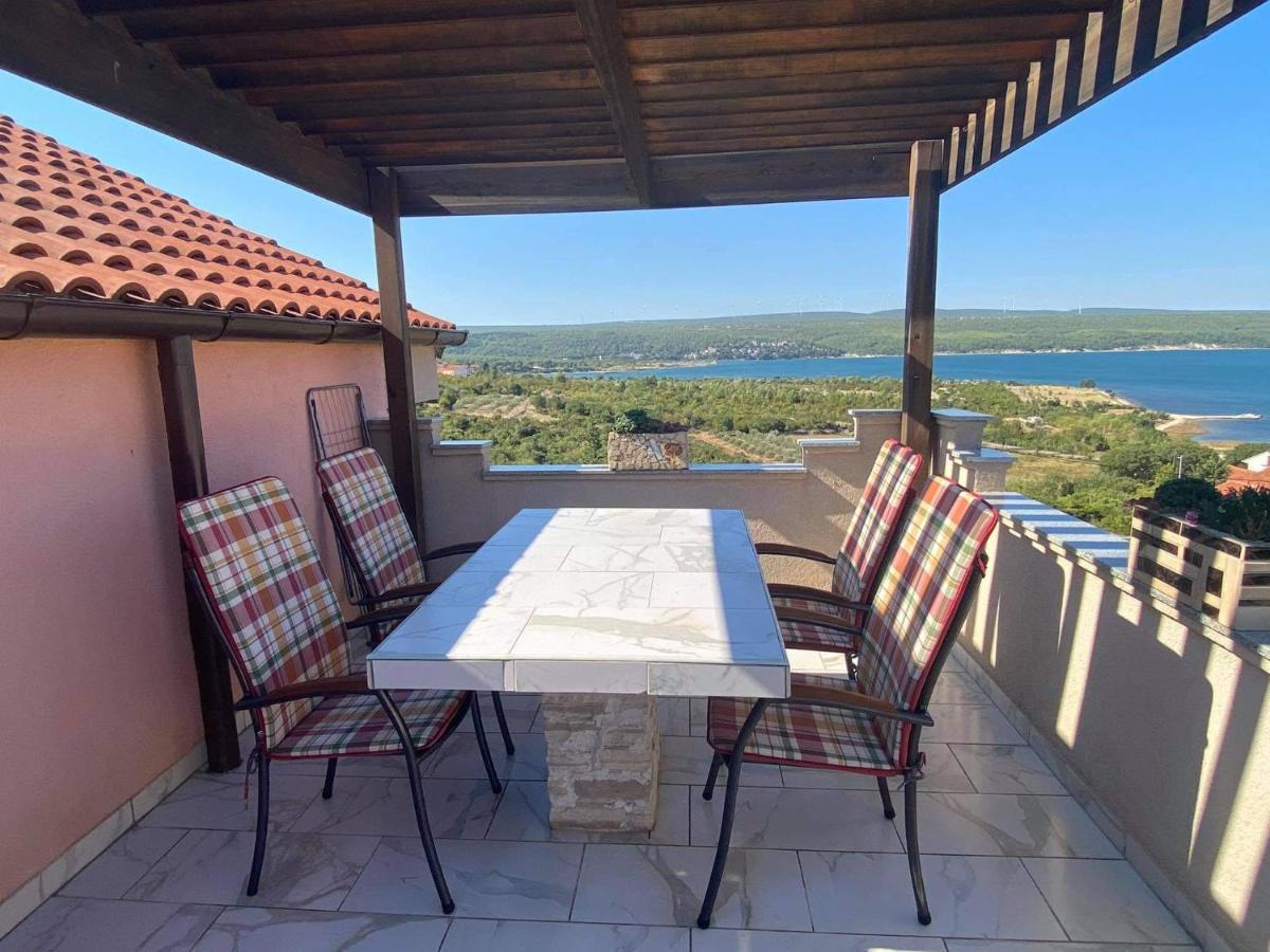 Apartments Villa Marija Горни Карин Екстериор снимка