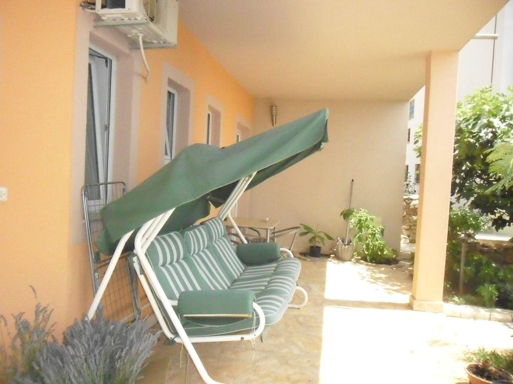 Apartments Villa Marija Горни Карин Стая снимка
