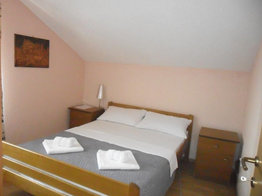 Apartments Villa Marija Горни Карин Стая снимка