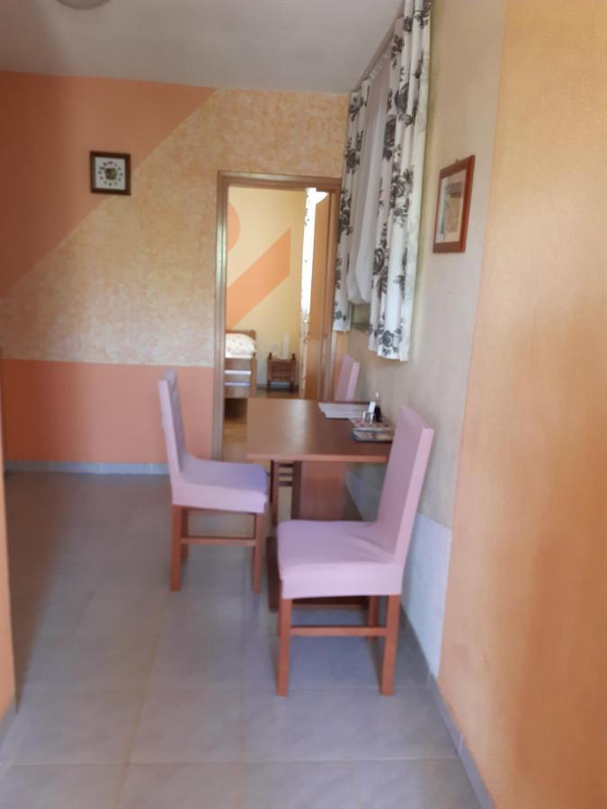 Apartments Villa Marija Горни Карин Екстериор снимка